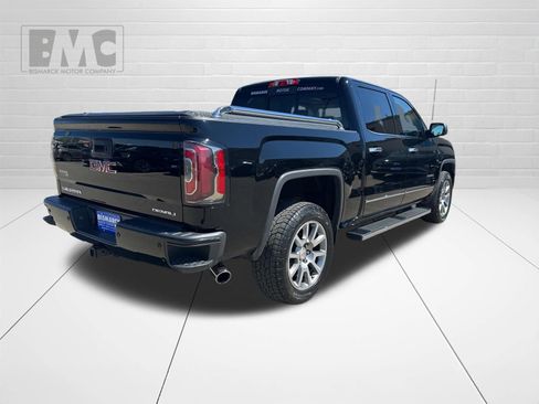 Used 2018 GMC Sierra 1500 Denali AWD/4WD image 3