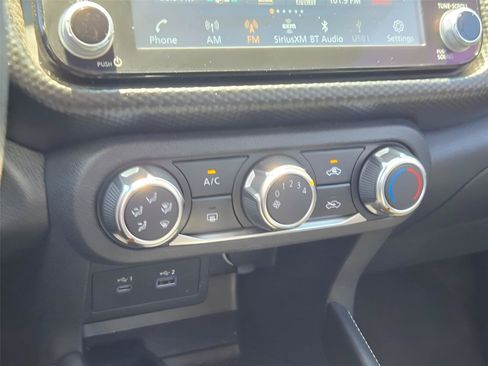 Used 2023 Nissan Kicks SV FWD image 22