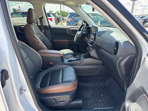 Used 2021 Ford Bronco Sport Outer Banks w/ Outer Banks Package AWD/4WD image 14