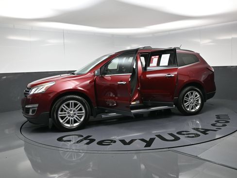 Used 2015 Chevrolet Traverse LT w/ Style and Technology Package AWD/4WD image 21
