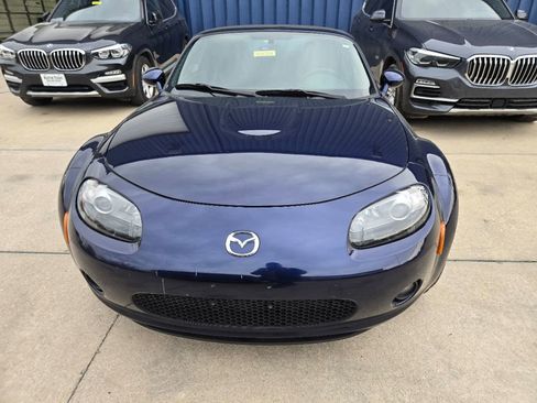 Used 2007 MAZDA MX-5 Miata Touring w/ Suspension Pkg image 3