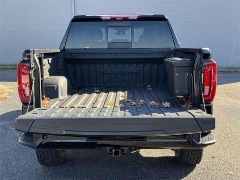 Used 2023 GMC Sierra 1500 AT4X image 15