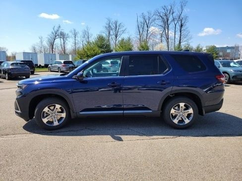 Used 2025 Honda Pilot EX-L image 28