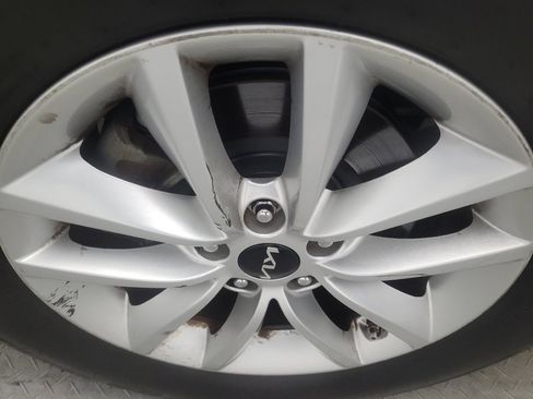 Used 2018 Kia Sorento FWD V6 image 31