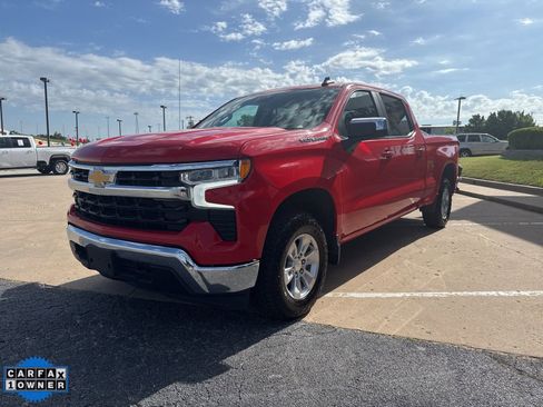 Used 2023 Chevrolet Silverado 1500 LT w/ Protection Package AWD/4WD image 6