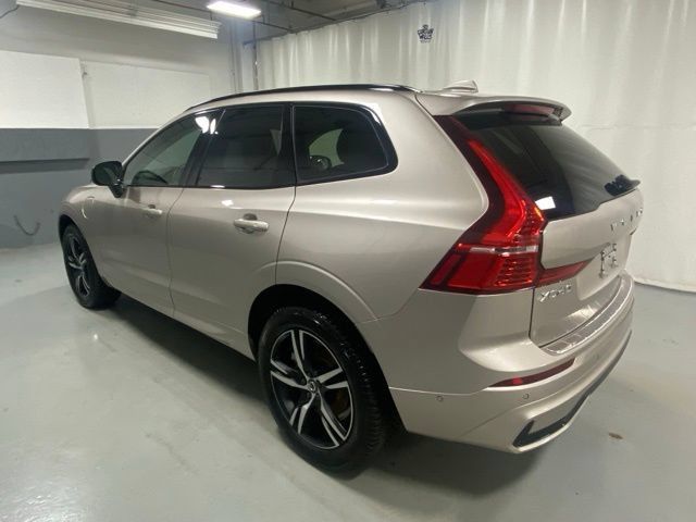 Used 2025 Volvo XC60 T8 Ultra w/ Climate Package AWD/4WD image 2