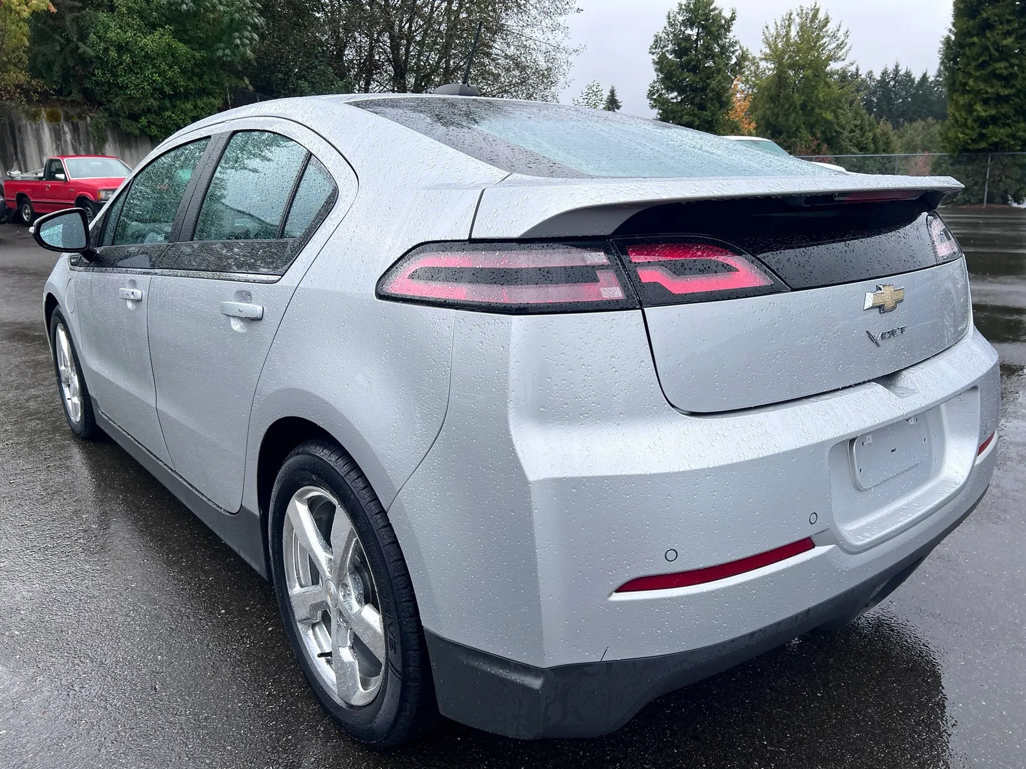 Used 2015 Chevrolet Volt Premium w/ Premium Trim Package FWD image 5