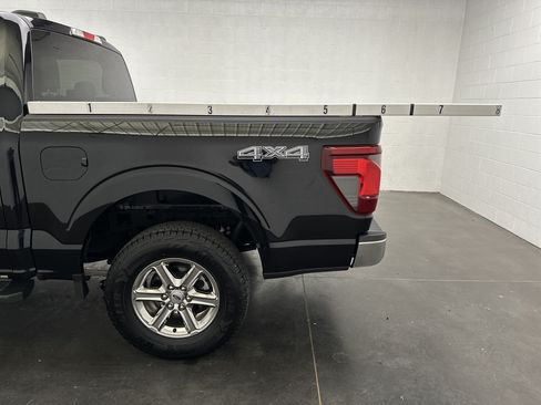 Used 2024 Ford F150 XLT AWD/4WD image 7