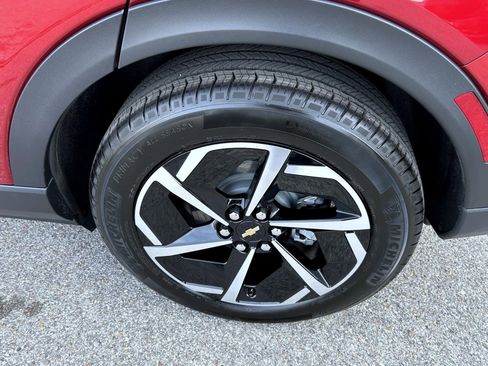 New 2026 Chevrolet Equinox EV LT image 22