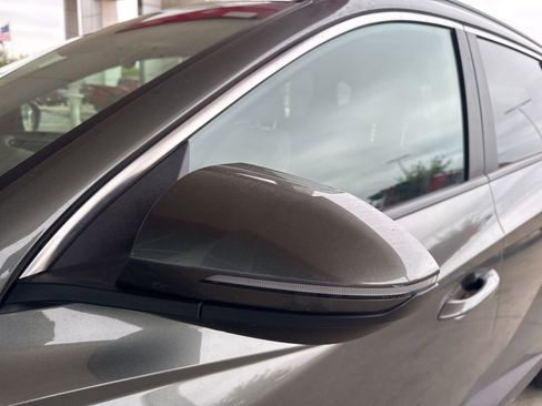 Used 2022 Hyundai Tucson SEL w/ Convenience + Premium Package image 4