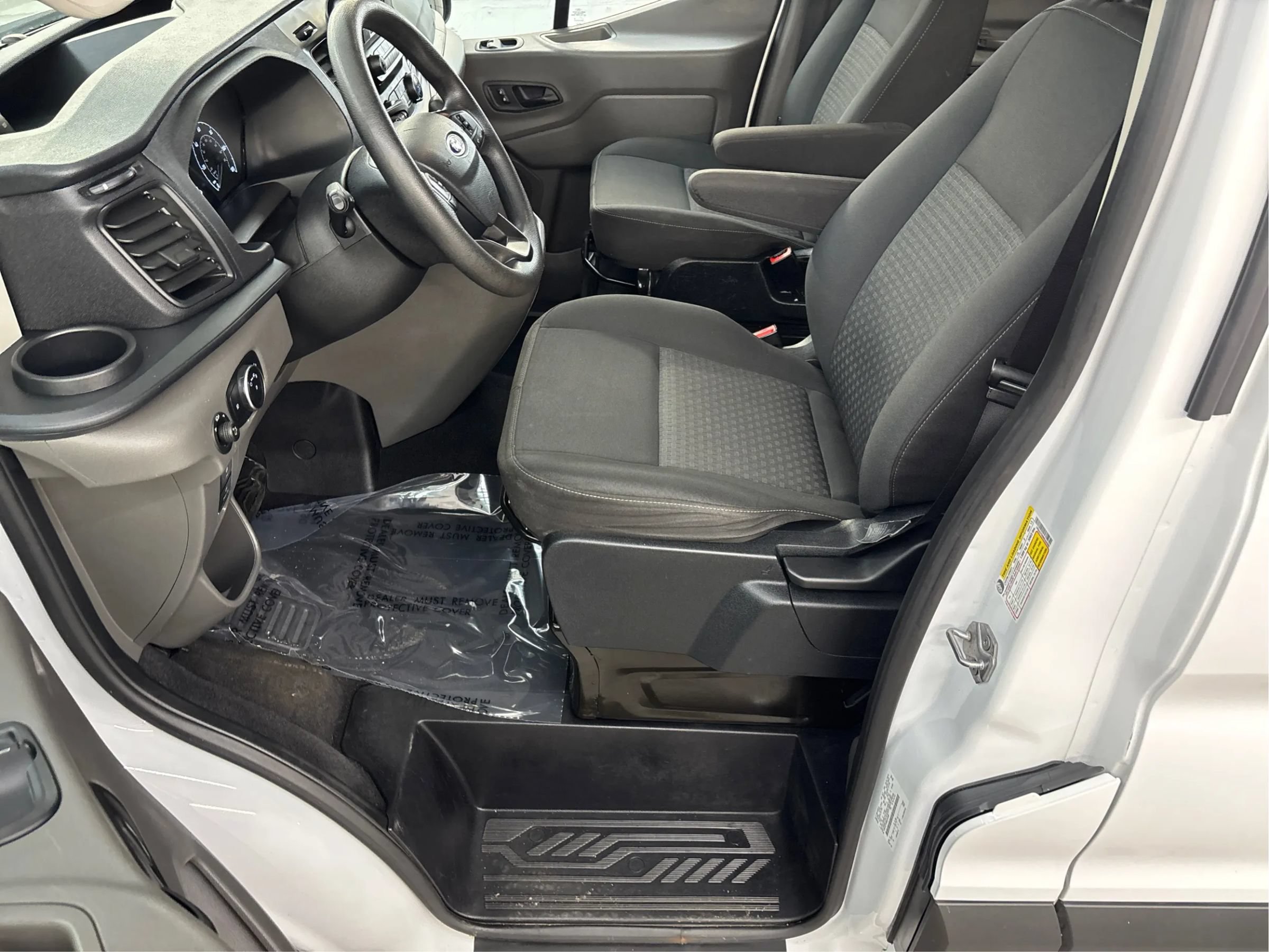 Used 2021 Ford Transit 350 XLT RWD image 13