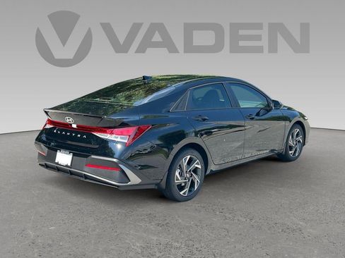 New 2025 Hyundai Elantra Sport image 48