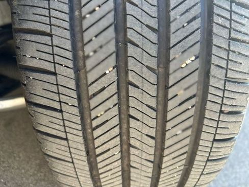 Used 2023 Lincoln Aviator Reserve w/ Equipment Group 201A AWD/4WD image 11