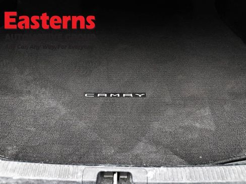 Used 2019 Toyota Camry XLE w/ Carpet Mat Package image 9