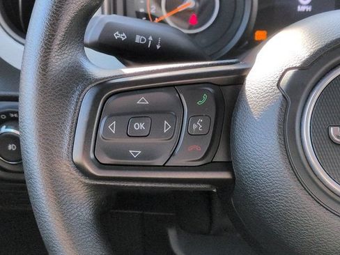Used 2025 Jeep Wrangler Sport AWD/4WD image 20