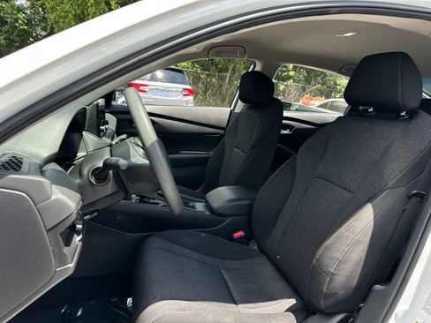 Used 2023 Honda Accord LX image 12