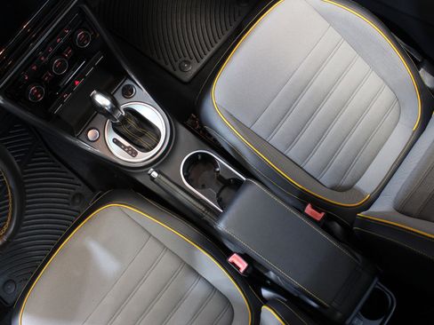 Used 2017 Volkswagen Beetle 1.8T Dune w/ Dune Technology Package image 49