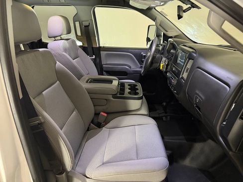 Used 2019 Chevrolet Silverado 2500 W/T AWD/4WD image 24