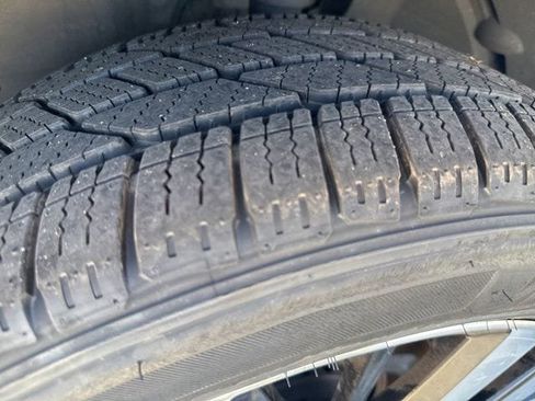 Used 2024 Nissan Pathfinder Platinum w/ Lighting Package (N92) image 10