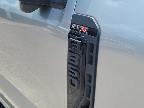 Used 2023 Ford F350 XL w/ STX Appearance Package AWD/4WD image 8