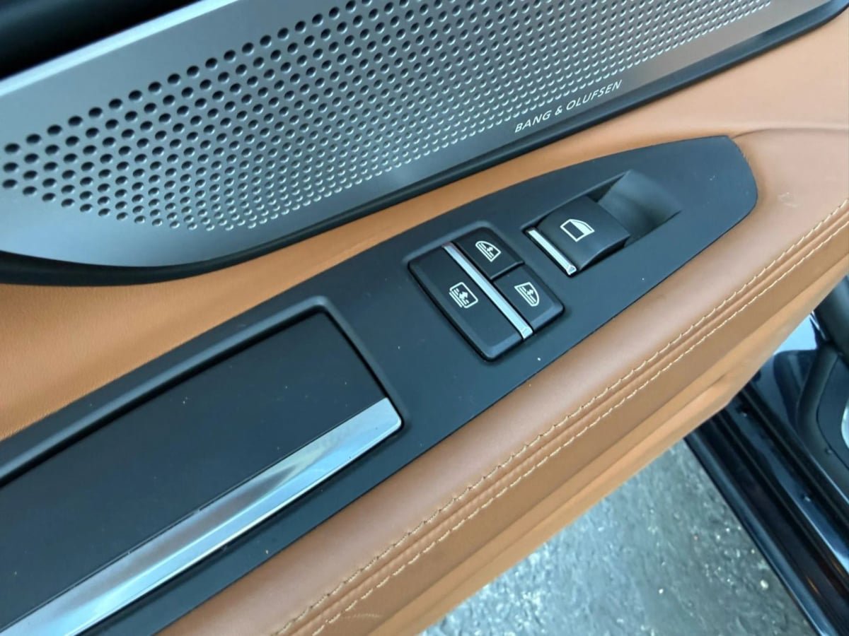 Used 2013 BMW ALPINA B7 RWD image 46