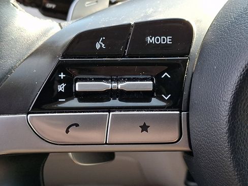 Used 2024 Hyundai Tucson Limited image 23