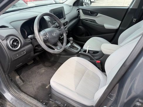 Used 2023 Hyundai Kona SEL image 6