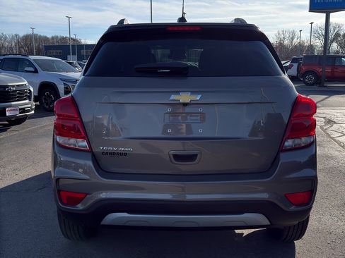 Certified 2022 Chevrolet Trax LT w/ LT Convenience Package image 7