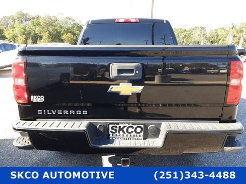 Used 2018 Chevrolet Silverado 1500 Custom image 4