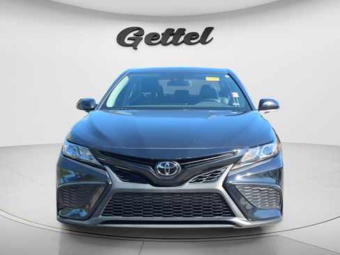 Used 2024 Toyota Camry SE FWD image 8