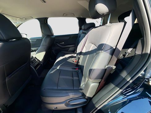 New 2026 MAZDA CX-90 3.3 Turbo w/ Select Package image 24