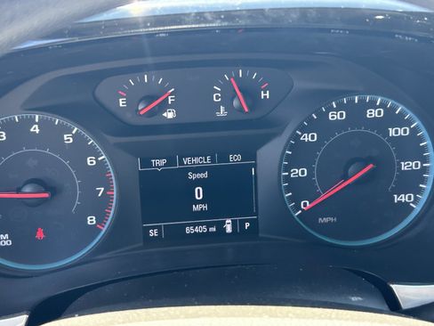 Used 2021 Chevrolet Traverse LS FWD image 18