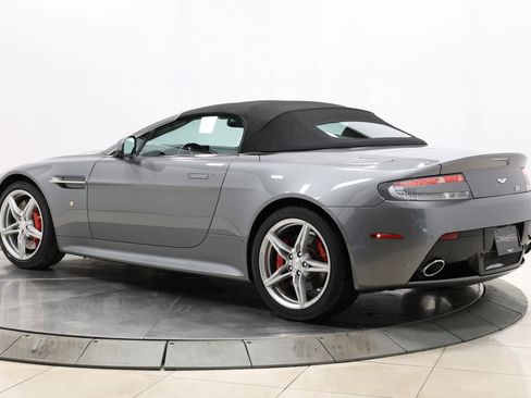 Used 2016 Aston Martin V8 Vantage S RWD image 71