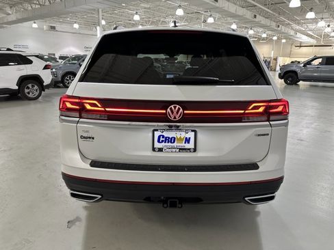 New 2026 Volkswagen Atlas SE image 7