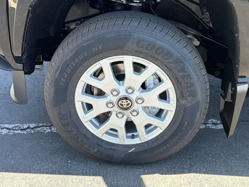 New 2026 Toyota Tacoma SR5 AWD/4WD image 9