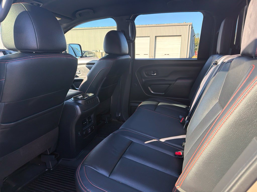 Used 2024 Nissan Titan PRO-4X w/ Pro-4x Convenience Package AWD/4WD image 11