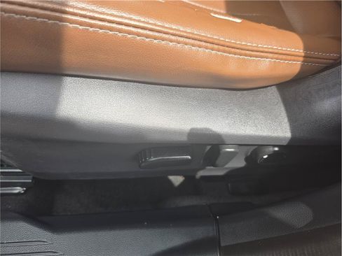 Used 2021 Subaru Outback Touring XT AWD/4WD image 17