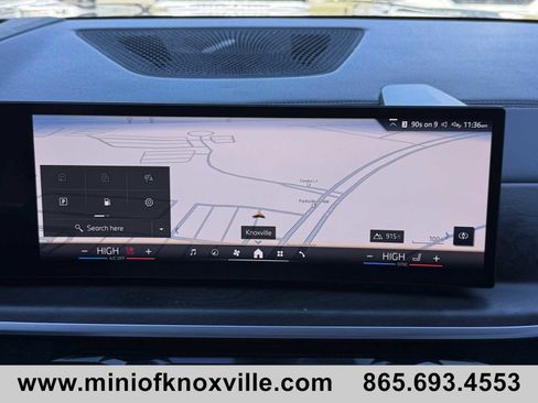 Used 2024 BMW X7 xDrive40i w/ M Sport Package image 23