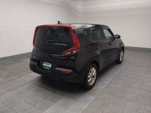 Used 2022 Kia Soul LX w/ Technology Package FWD image 9