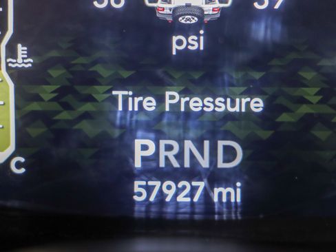 Used 2022 Jeep Wrangler Unlimited Sahara image 18