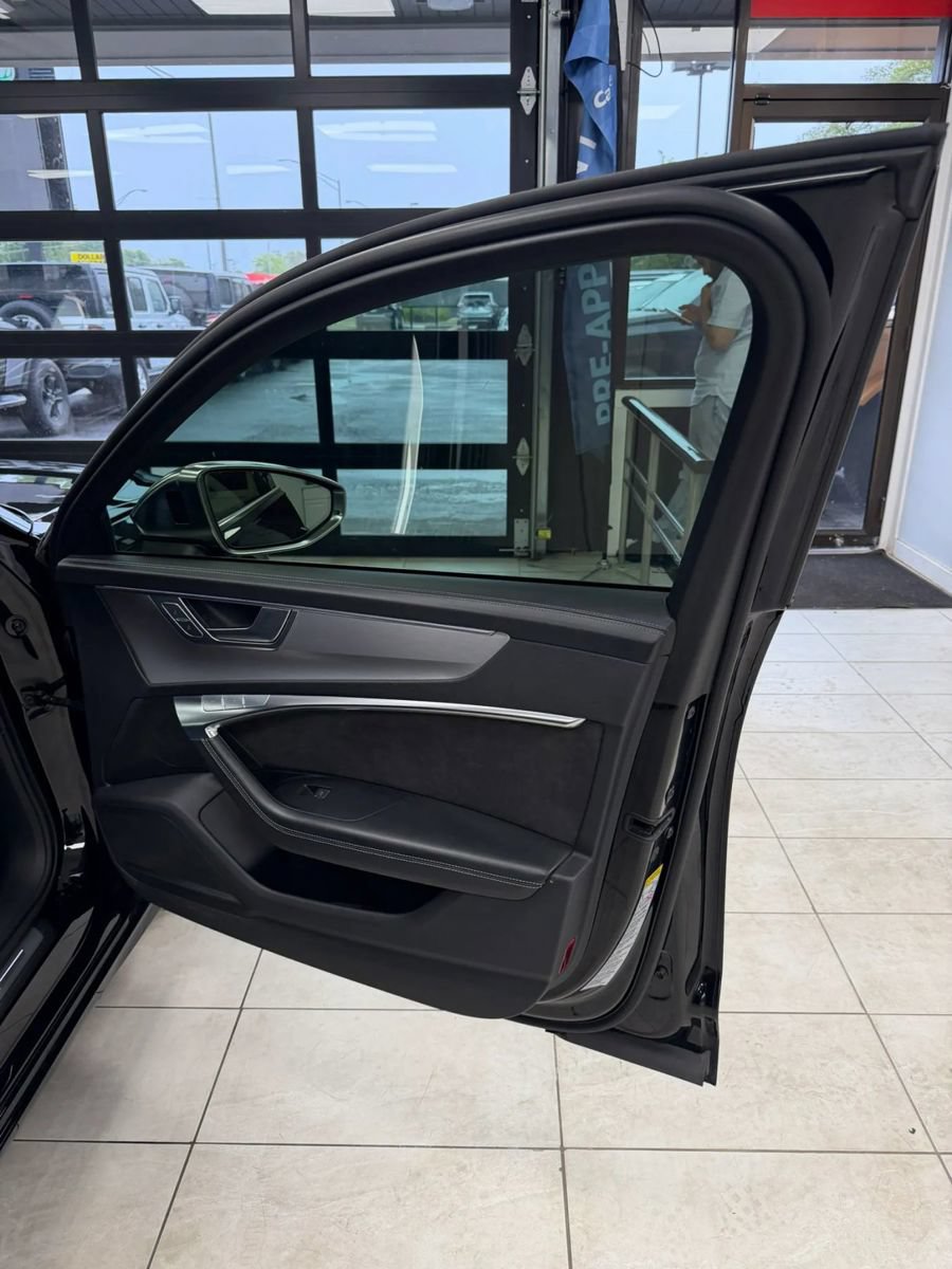Used 2020 Audi S6 Prestige w/ Prestige Package AWD/4WD image 29