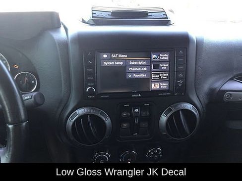 Used 2018 Jeep Wrangler Unlimited Willys Wheeler image 30