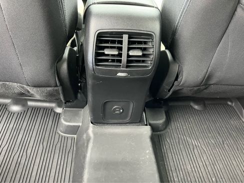 Used 2022 Ford Escape SE w/ Convenience Package AWD/4WD image 24