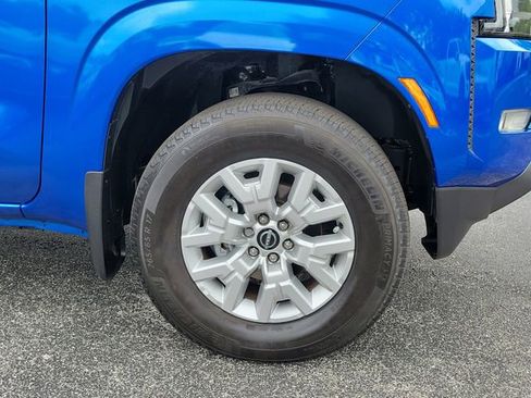Used 2024 Nissan Frontier SV w/ SV Convenience Package AWD/4WD image 7