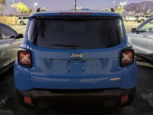 Used 2015 Jeep Renegade Latitude image 5