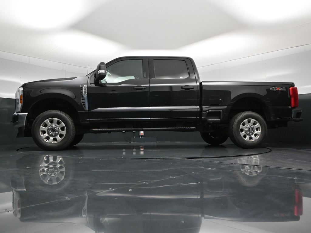 Used 2024 Ford F350 XLT AWD/4WD image 48