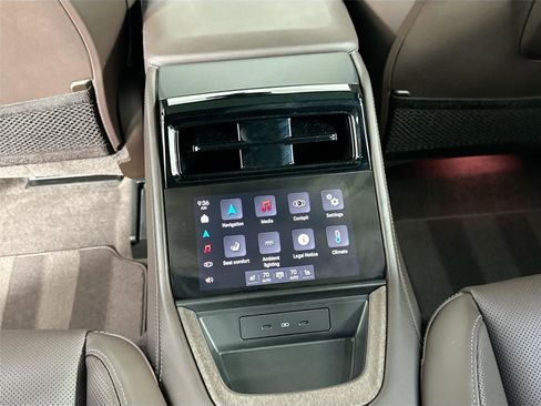 Certified 2025 Porsche Panamera 4 AWD/4WD image 37
