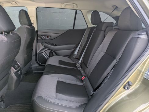 Used 2025 Subaru Outback Premium image 24