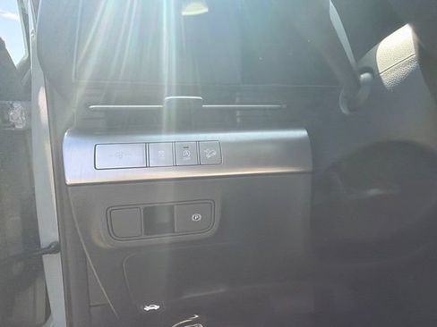 Used 2026 Hyundai Kona SE AWD/4WD image 24