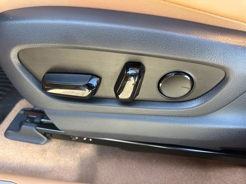 Used 2024 Lexus RZ 300e Premium image 10